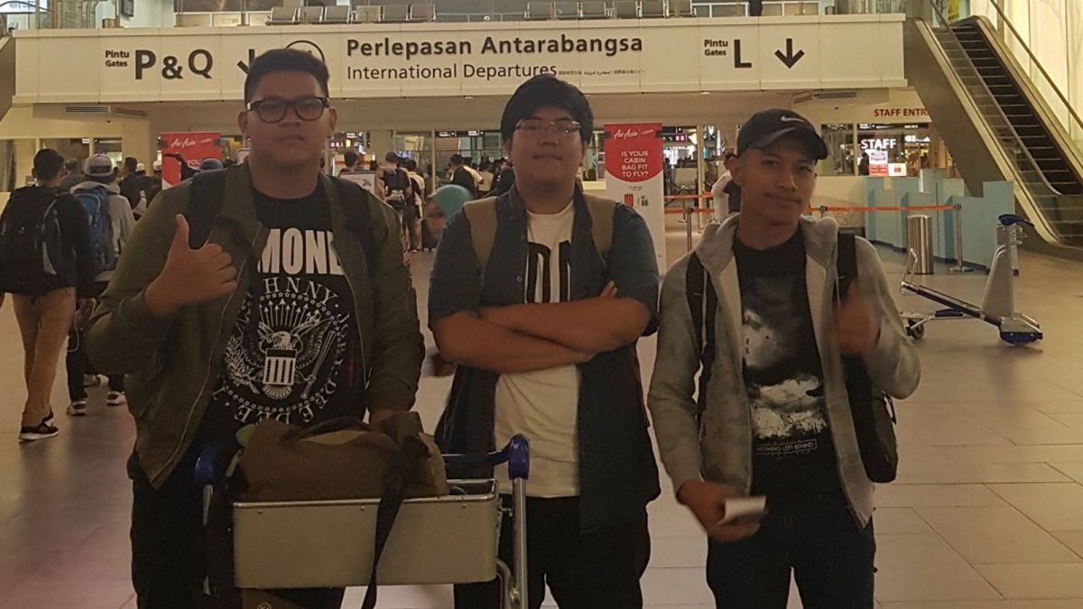Tumbuk Dinding &#038; Berak Di Bilik Air, 3 Remaja Malaysia Dicari Selepas Buat Hal Di Osaka