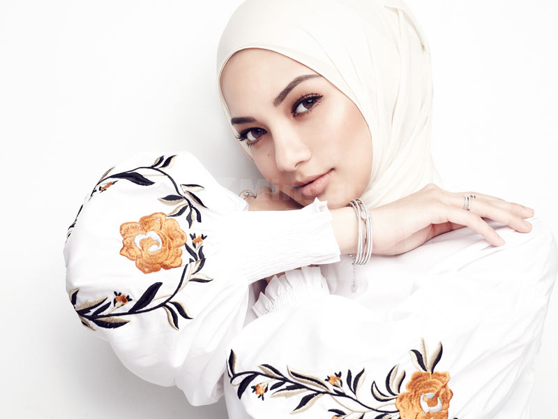 [#WanitaTerhebat] Ada Duit &#038; Popular Tapi Kalau Hati Tak Gembira, Tak Guna Juga. Ini Pandangan &#038; RAHSIA Neelofa Tepis Masalah Hidupnya!