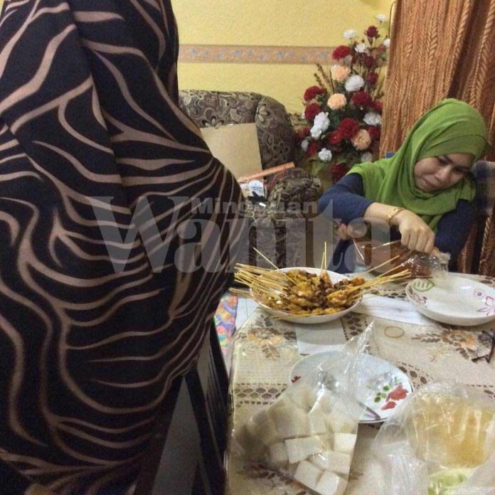 12553049_1165174083495139_1048357516139545935_n makan banyak