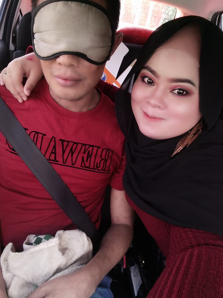 “Doakanlah Suami Saya Dapat Melihat Seperti Dulu Walau Hanya Sebelah Mata…”