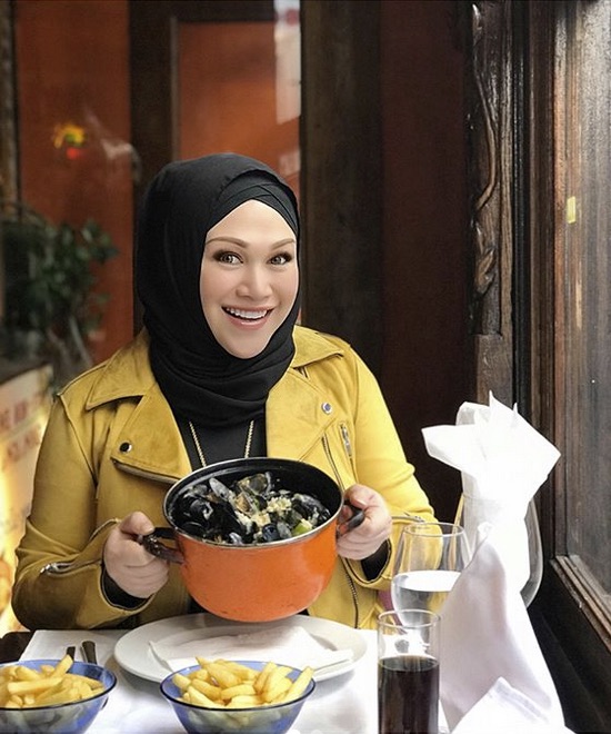 Semua Kuasa Allah, Saya Hamil ‘Naturally’ Tanpa Sebarang Rawatan – Zizie Izette