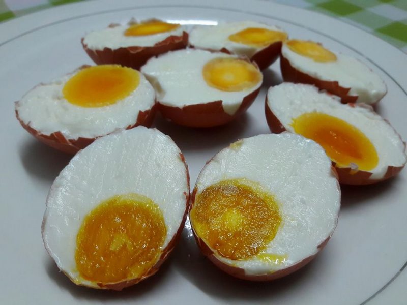 Cara Buat Telur Masin Homemade Guna Telur Ayam, Bajet RM10 