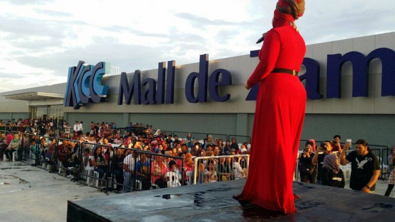 Min Yasmin Tak Popular Di Malaysia, Tapi Bila Buat Konsert Dekat Filipina Lebih 60,000 Peminatnya Datang
