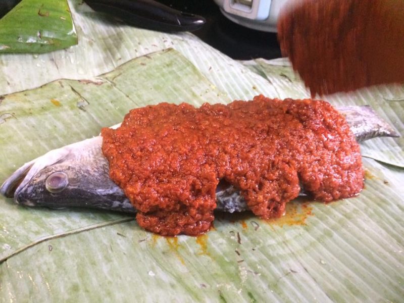 Ini Cara Buat Pes Sambal Ikan Bakar Petai Sedap, Resepi 