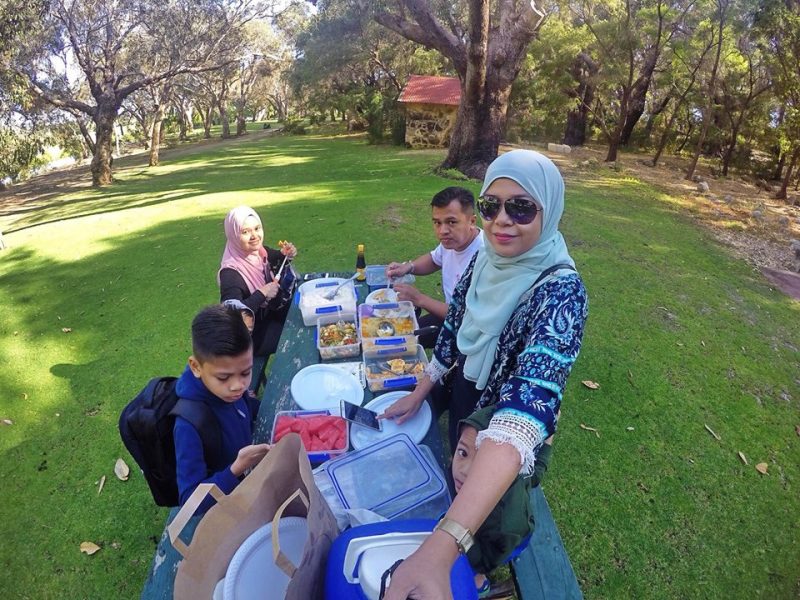 Cara Saya Travel Ke Perth Bawa 3 Anak Lelaki Yang Masih Kecil, Guna 16 Tip Ini Selama BERKAMPUNG 6 Hari 5 Malam