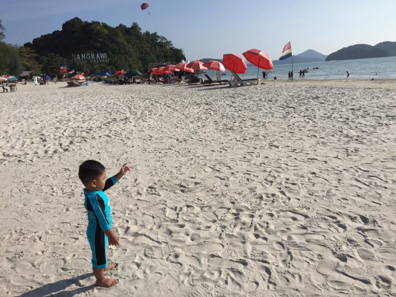 Bagi Yang Nak Merasa Ke Langkawi Naik TREN ETS, Wanita Ini Tunjuk Cara Travel 2 Hari 1 Malam Dengan Anak Kecilnya