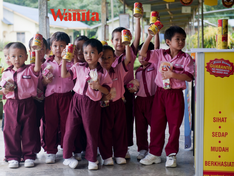 Kepada Penggemar Sardin, Ini Cara-cara Betul Pilih Makanan Dalam Tin Yang Selamat & Sedap Untuk Anak